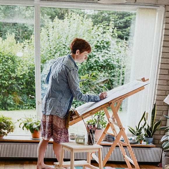 Where Women Create - Inspiring Work Spaces of Extraordinary Women - Picture 5 of 11